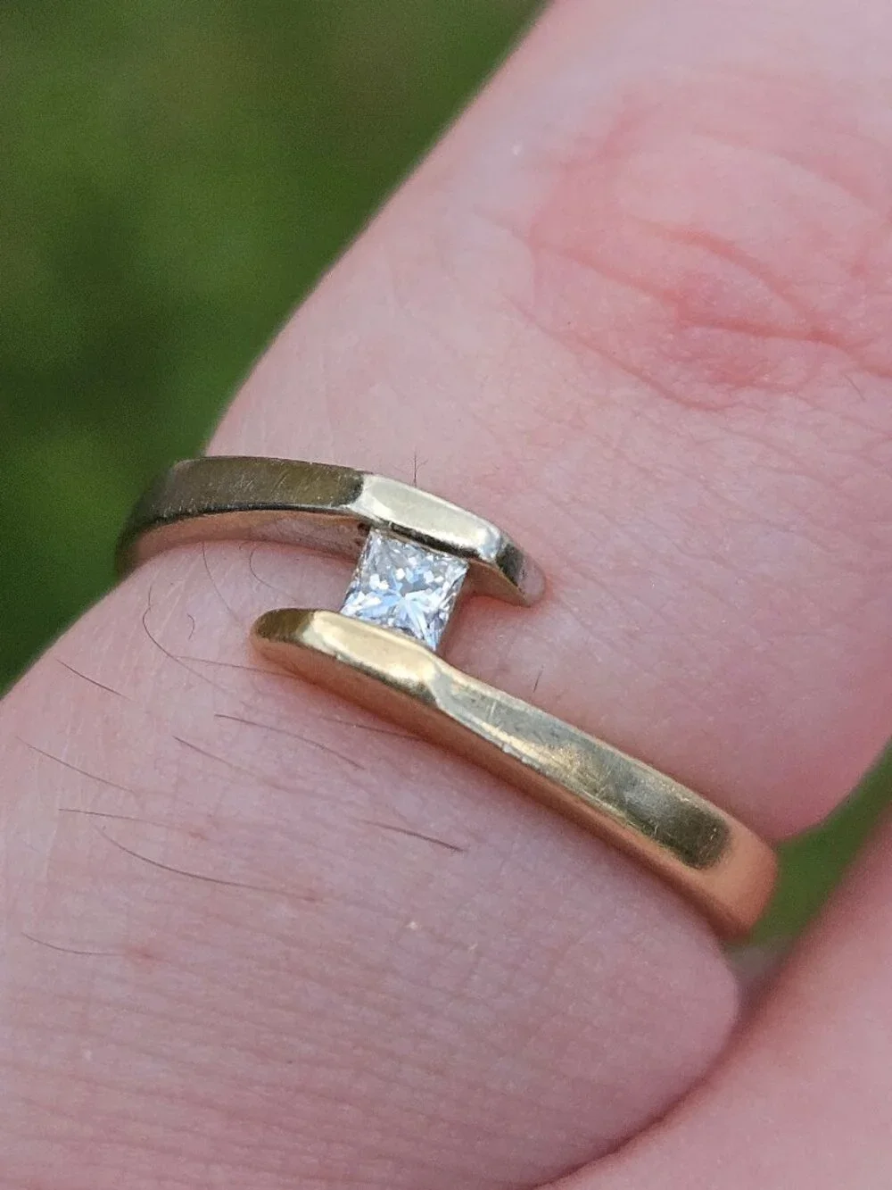 14K 2 Tone White Yellow Gold Princess Cut Diamond Tension Set Bypass Ring Size 6